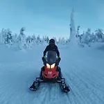 Isokelo Log Alpstuga *