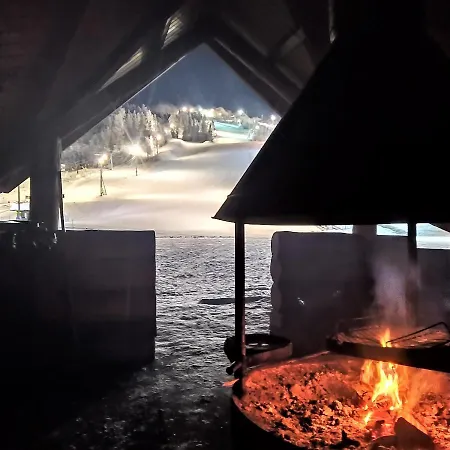 伊索克罗罗格公寓 木屋