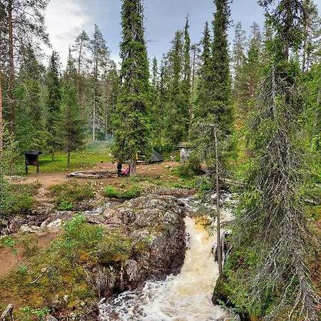 Isokelo Log Horská chata Salla