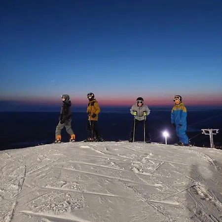 伊索克罗罗格公寓 萨拉