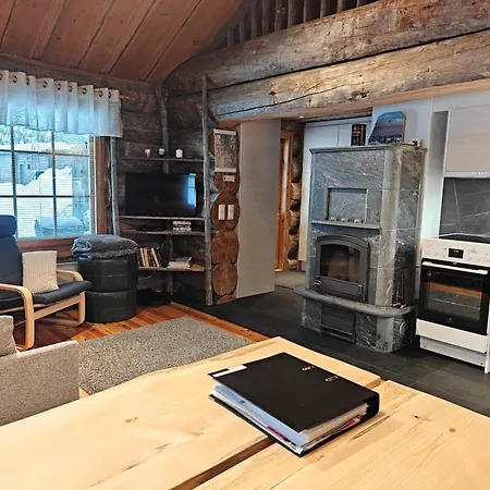 Alpstuga Isokelo Log