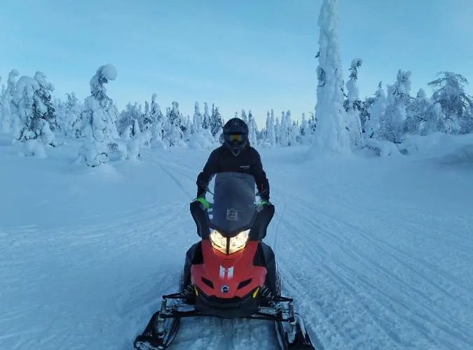 Isokelo Log Alpstuga *